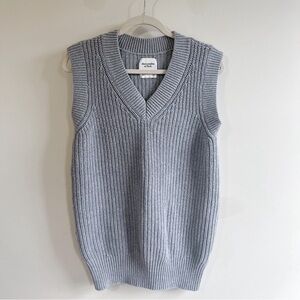 Abercrombie & Fitch Longline Sweater Vest